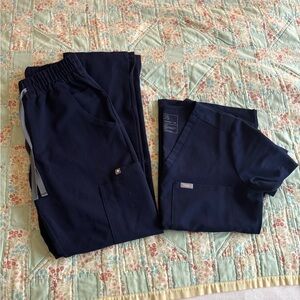 Figs Women's Navy Blue Scrub Set